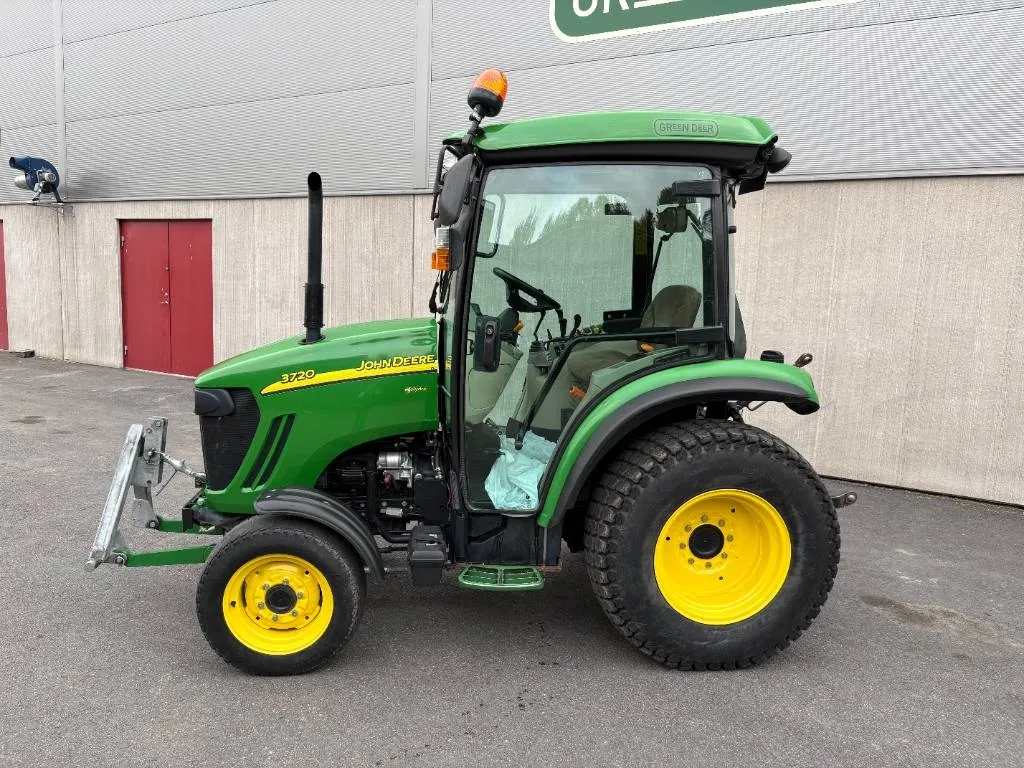 John Deere 3720 – bild 1
